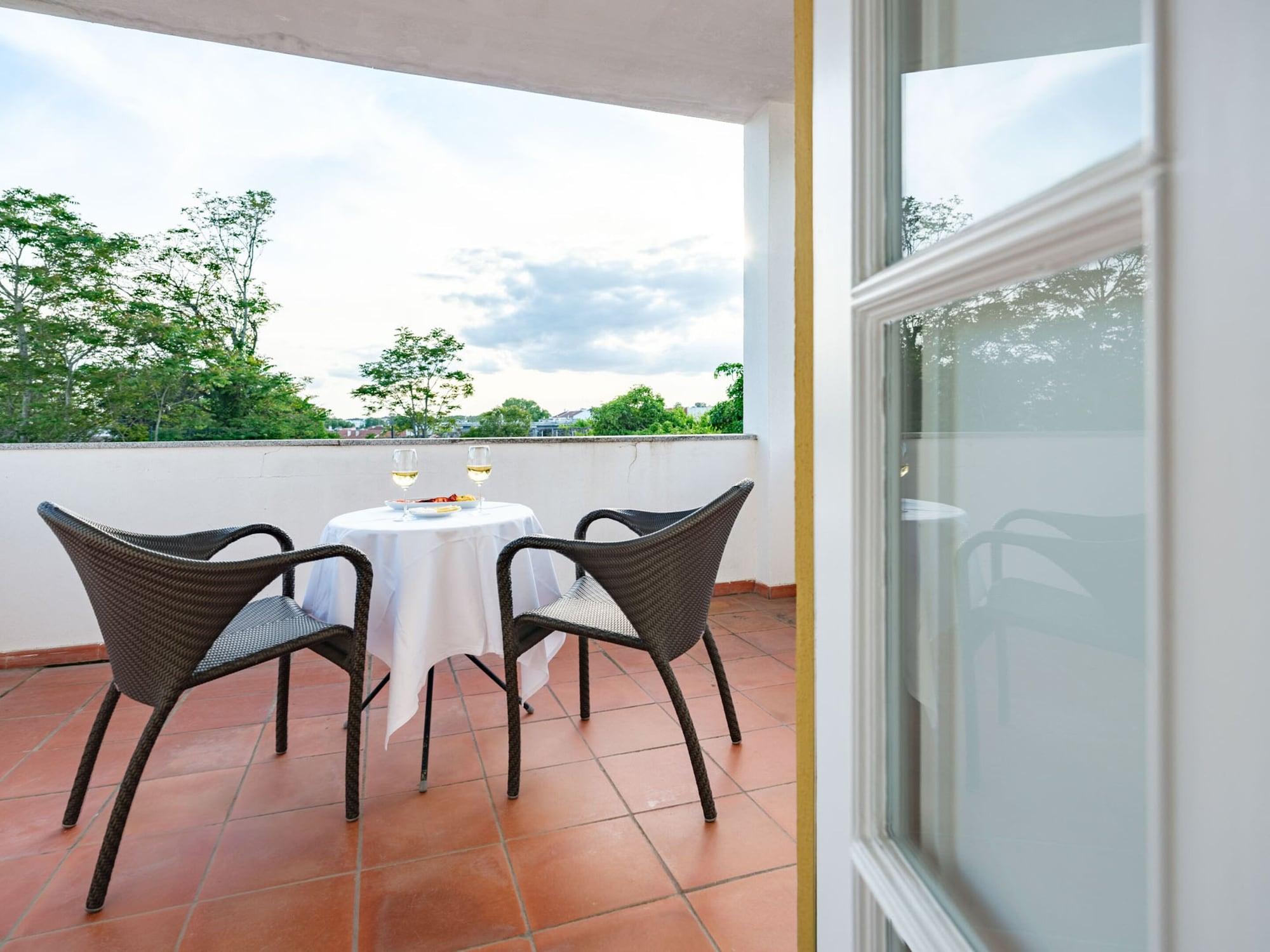 Adc - Albergaria Do Calvario - By Unlock Hotels Évora Exterior foto