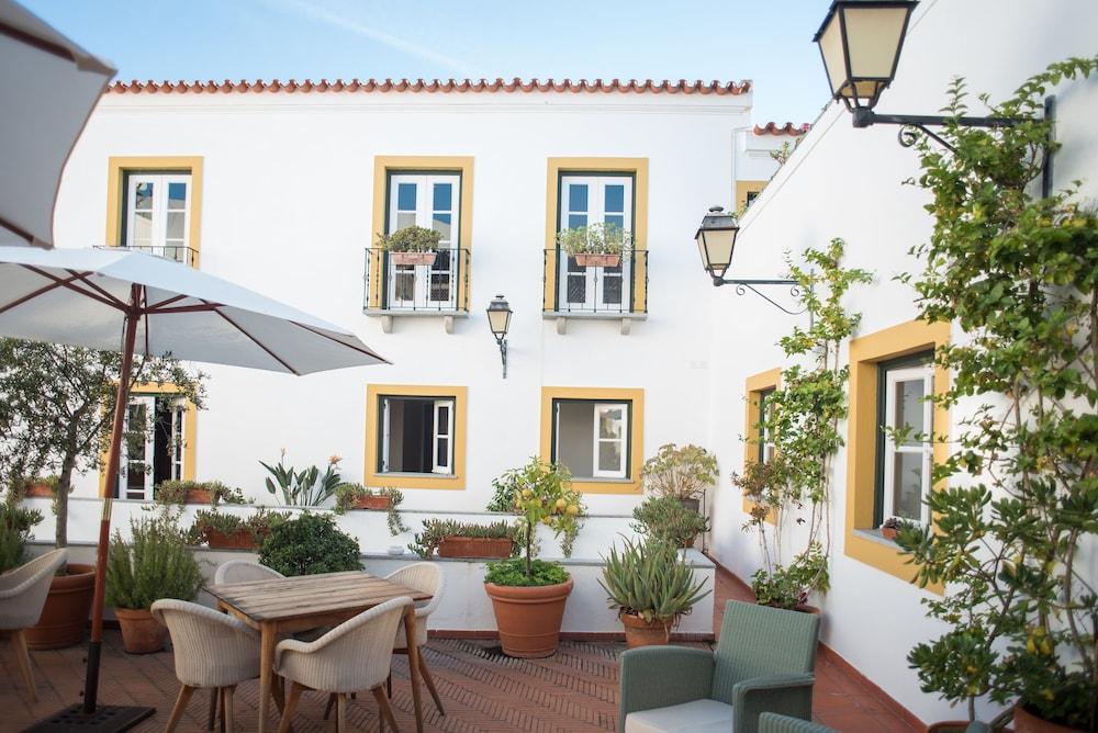 Adc - Albergaria Do Calvario - By Unlock Hotels Évora Exterior foto